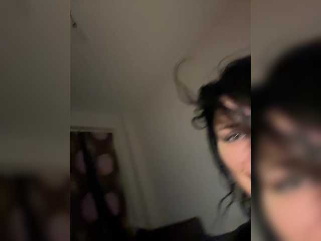 NotBellucci live cam