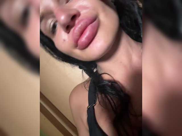 NotBellucci live webcam show