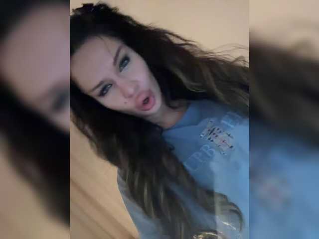 NotBellucci, en directo ahora en BongaCams