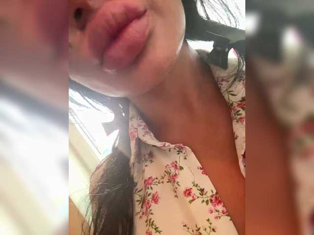 NotBellucci live cam on BongaCams