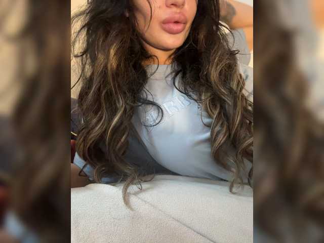 NotBellucci, live now on BongaCams