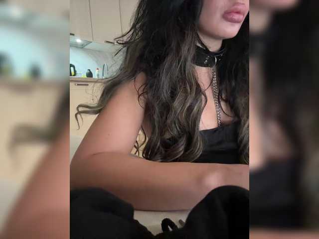NotBellucci live cam on BongaCams
