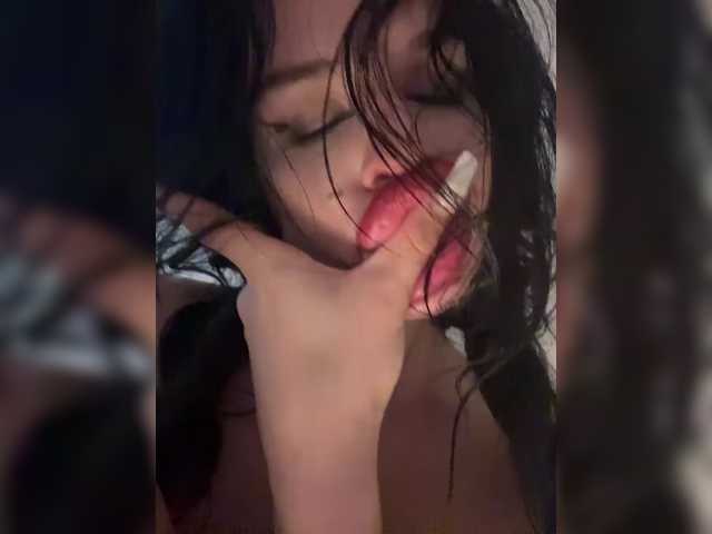 NotBellucci live cam on BongaCams
