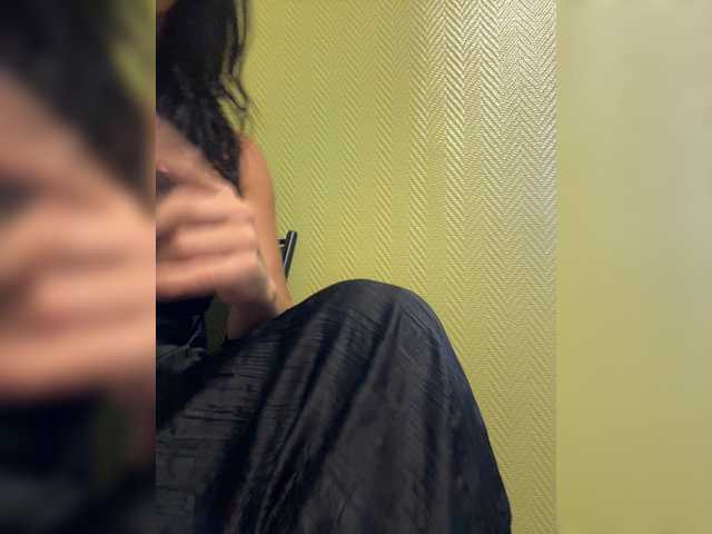 NotBellucci live webcam show