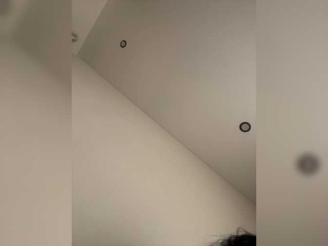 NotBellucci live cam preview