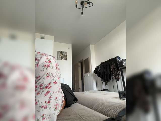 NotBellucci live cam on BongaCams