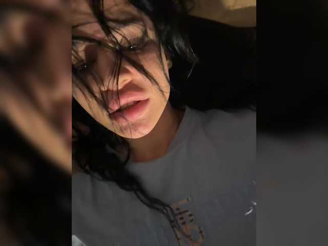 NotBellucci live cam preview