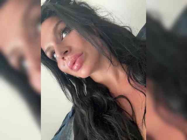NotBellucci webcam