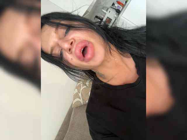 NotBellucci webcam