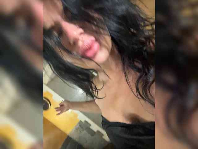 NotBellucci webcam