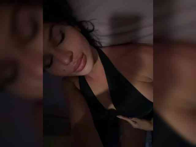 NotBellucci webcam