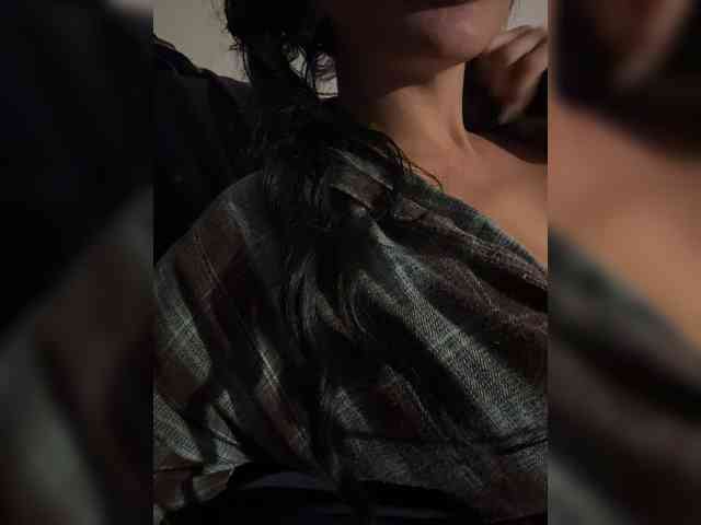 NotBellucci webcam