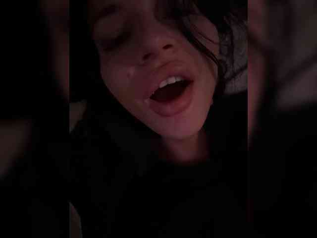 NotBellucci Sex Cam Show
