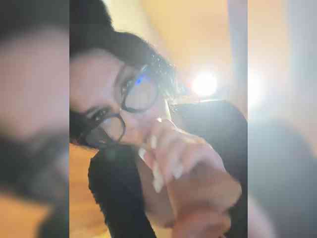 NotBellucci webcam