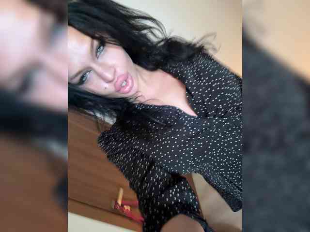 NotBellucci webcam