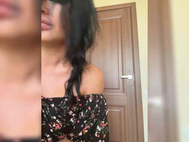 NotBellucci webcam
