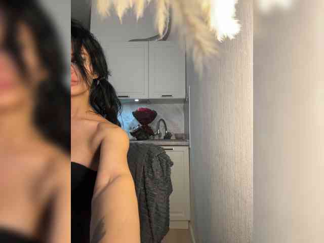 NotBellucci webcam