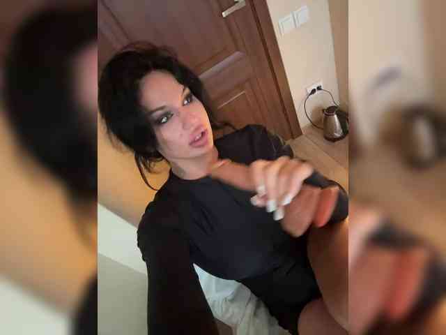 NotBellucci webcam