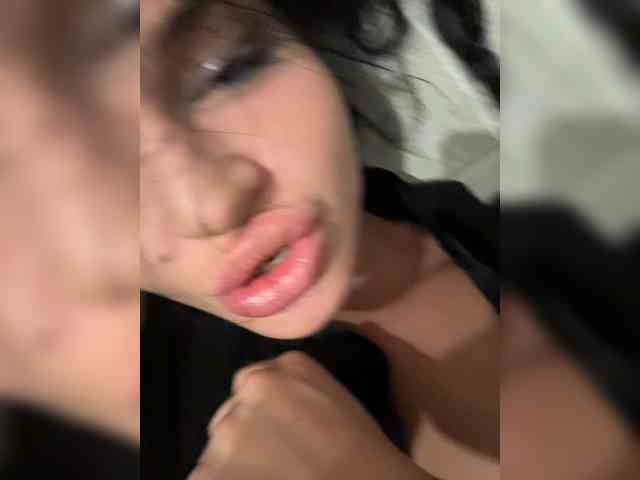 NotBellucci Sex Cam Show