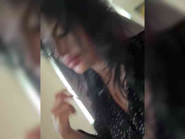 NotBellucci webcam