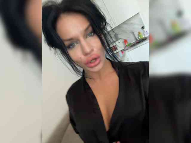 NotBellucci webcam