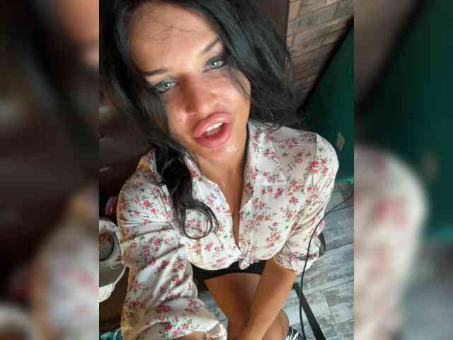 NotBellucci webcam