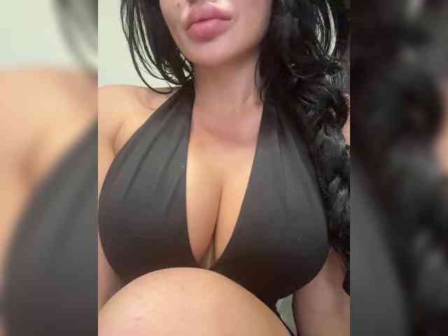 NotBellucci webcam