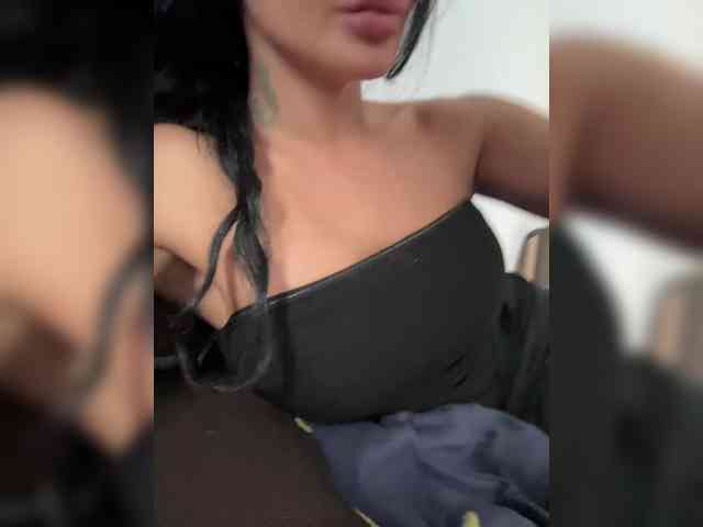 NotBellucci webcam