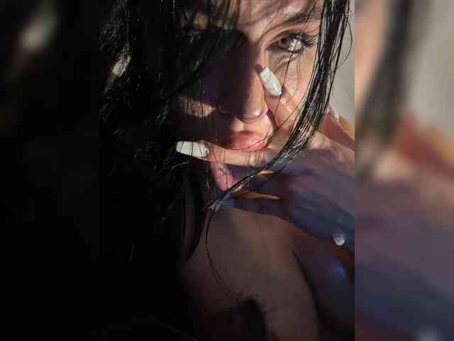 NotBellucci webcam