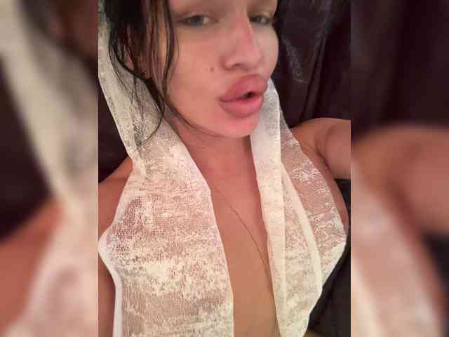 NotBellucci webcam