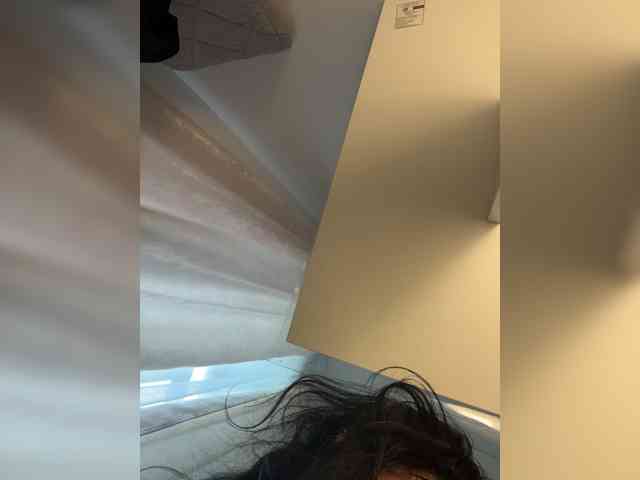 NotBellucci webcam