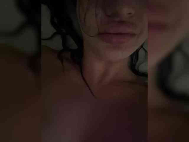 Модель: NotBellucci