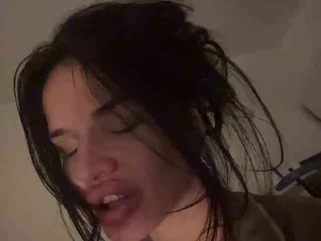 NotBellucci webcam