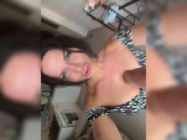 NotBellucci webcam