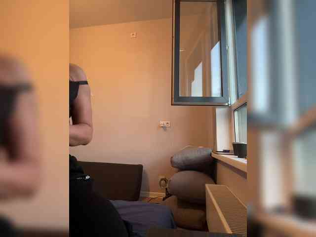 NotBellucci webcam
