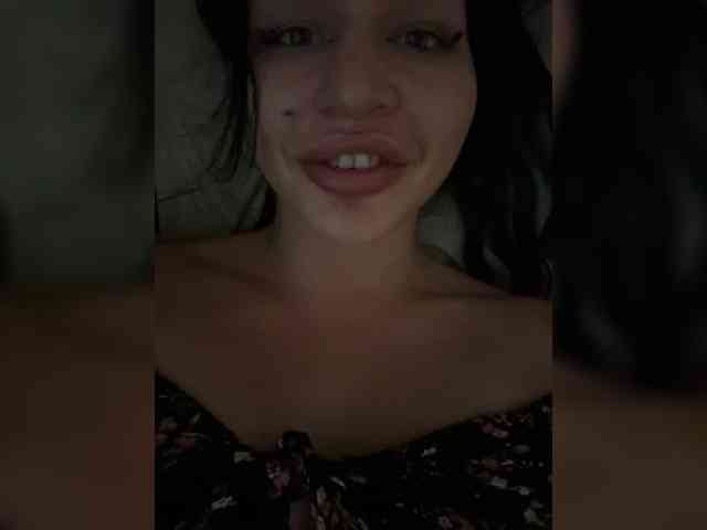 NotBellucci Sex Cam Show