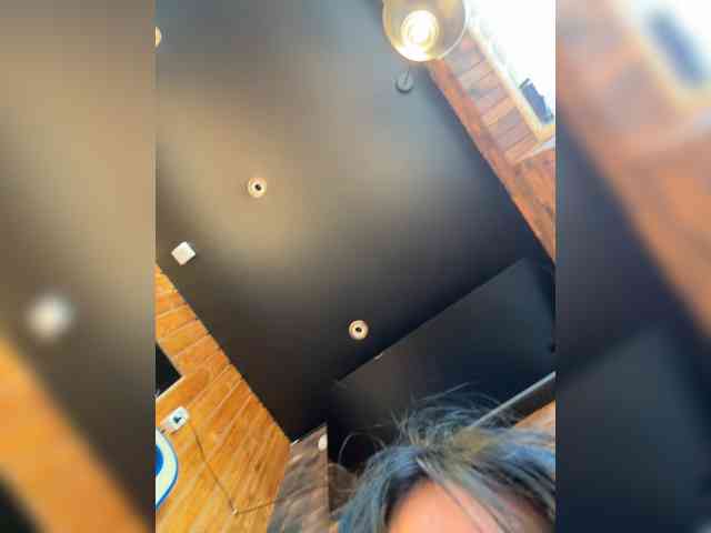NotBellucci webcam