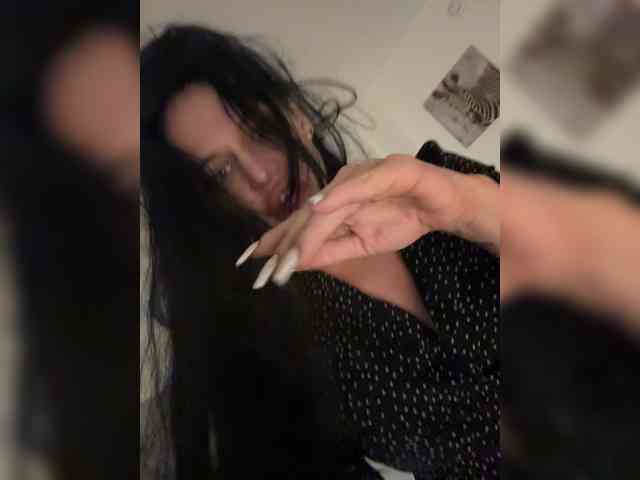 NotBellucci webcam