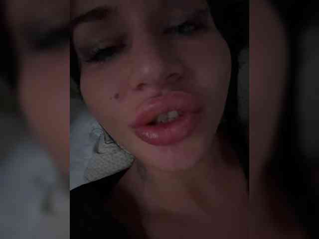 NotBellucci webcam