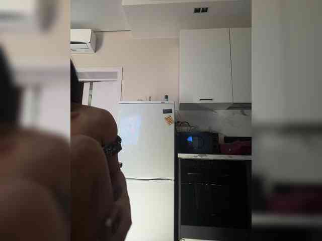 NotBellucci webcam
