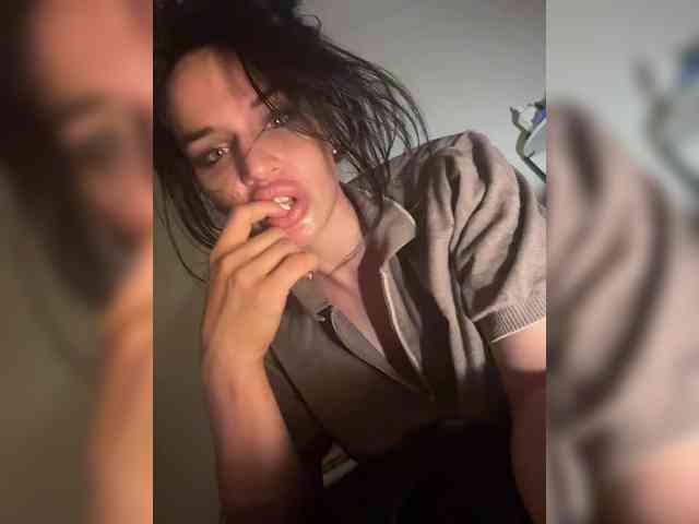 NotBellucci webcam
