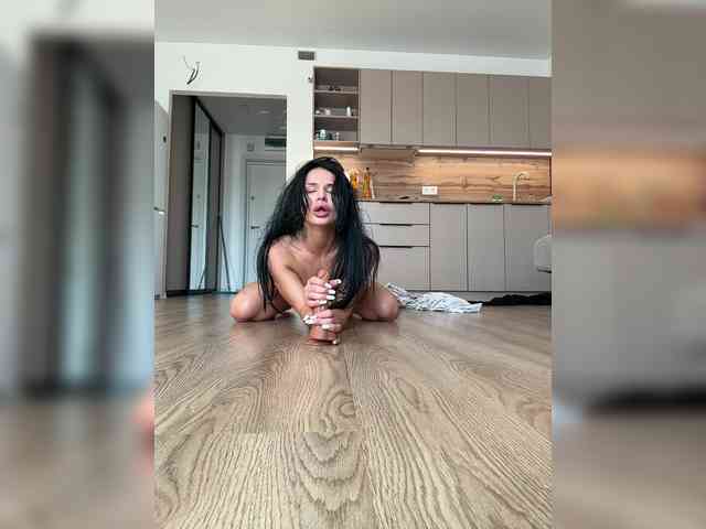 NotBellucci webcam