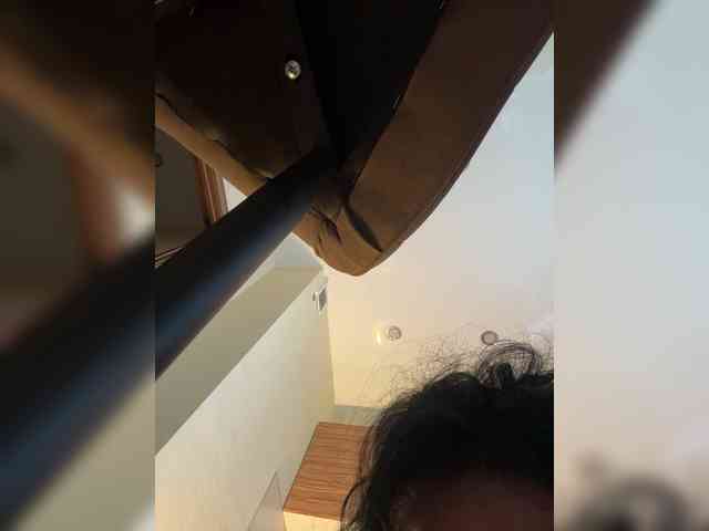 NotBellucci webcam