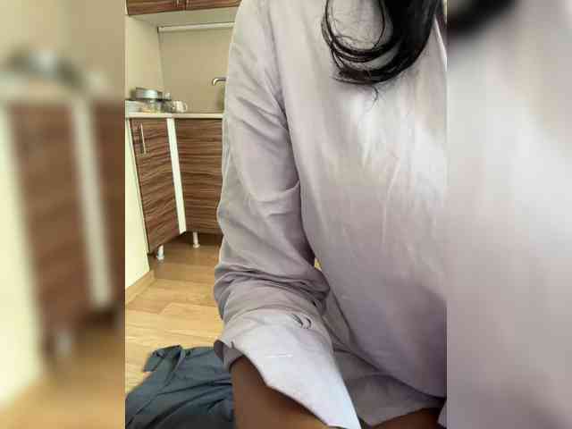 NotBellucci webcam