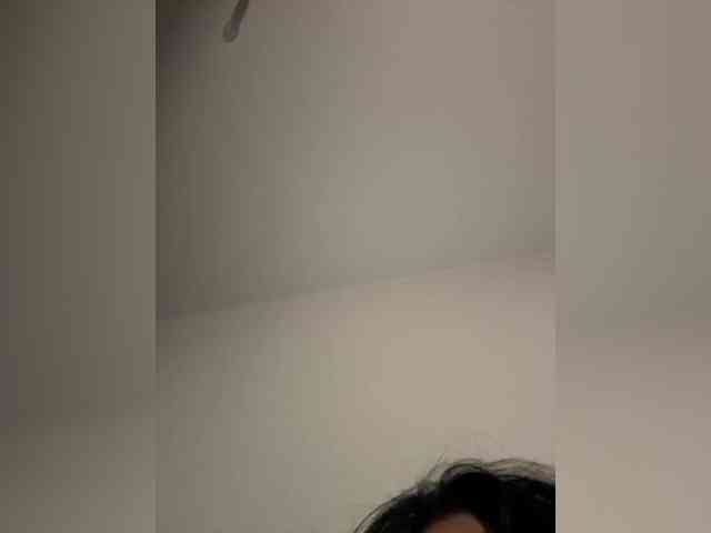 NotBellucci webcam