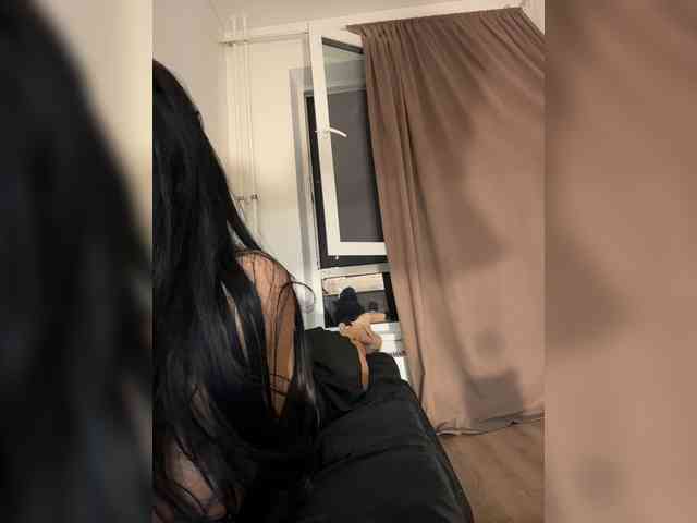 NotBellucci webcam