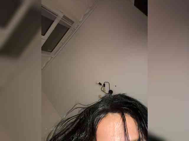 NotBellucci webcam
