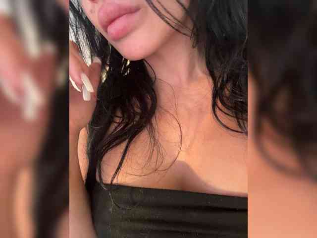 NotBellucci webcam