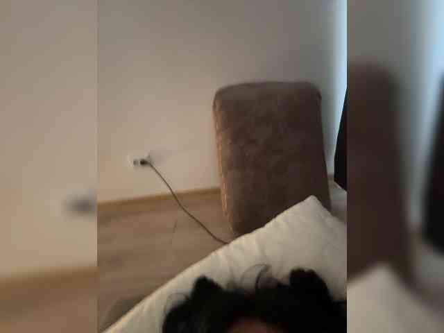 NotBellucci webcam