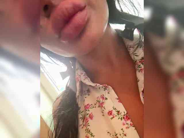 NotBellucci webcam